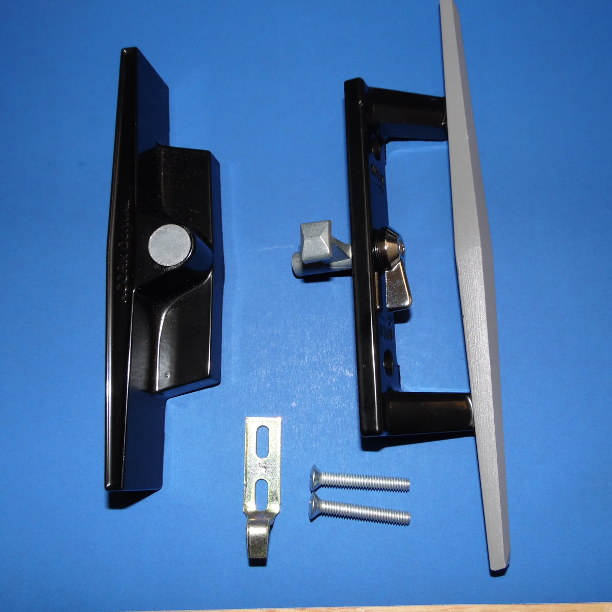 Surface Internal Replacement Wooden Handle Sliding Patio Internal Door Latch Set, 3-1/2 Inch Hole - DH-106X - Garage and Sliding Door Hardware